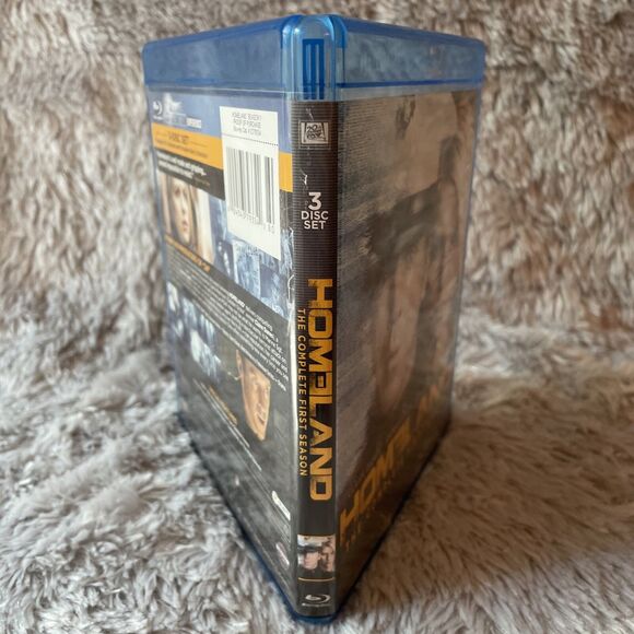 Homeland: The Complete First Season (Blu-ray, 2012, 3-Disc Set) Claire Danes - Picture 10 of 14